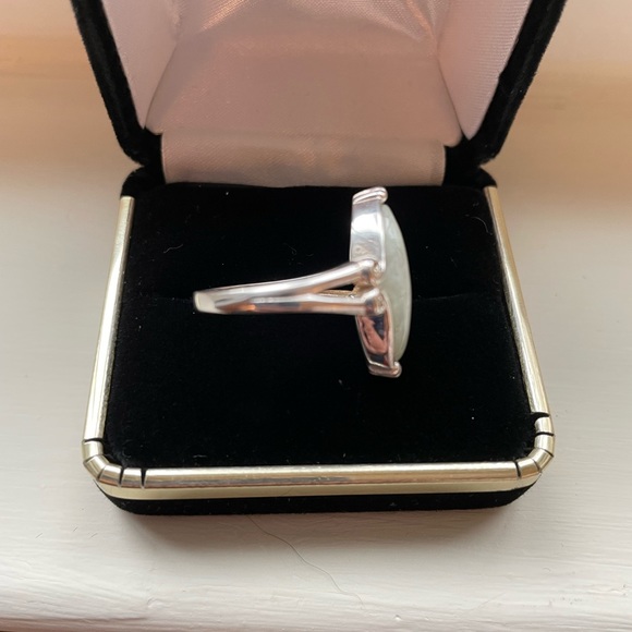 925 Sterling Silver Marquis Genuine Green Jade Celtic Knot Band Statement Ring - Picture 6 of 8